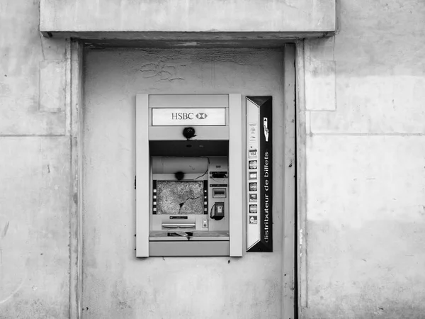 HSBC ATM megsemmisült Champs Elysees után sárga mellények — Stock Fotó