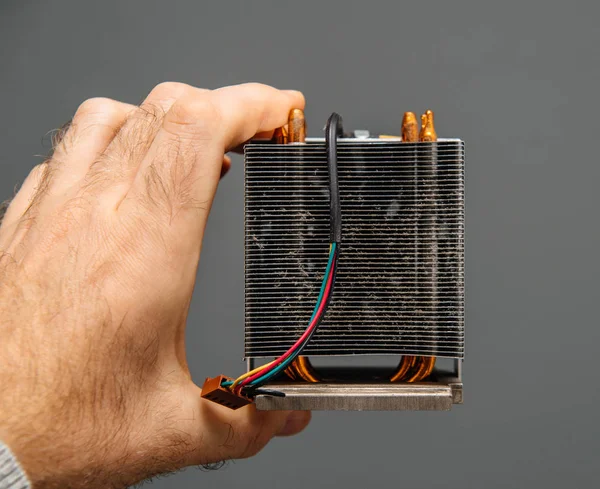 Ember kezében CPU Fan hűtőborda hűtő — Stock Fotó