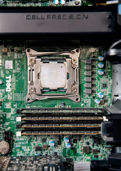 Dell Precision workstation with dual CPU — Stock Photo, Image