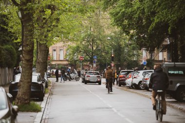 Sarı Yelekler protesto sırasında neredeyse boş sokak