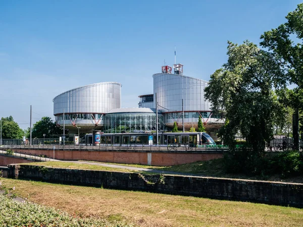 Europees Hof van menselijke Rigts in Straatsburg, Frankrijk — Stockfoto