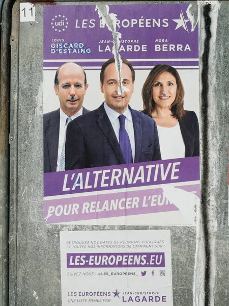 Afiches de candidatos a las elecciones al Parlamento Europeo 2019 — Foto de Stock