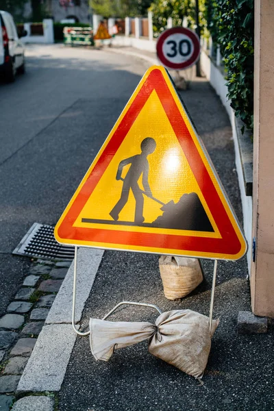 Sinalização de aviso de obras rodoviárias — Fotografia de Stock