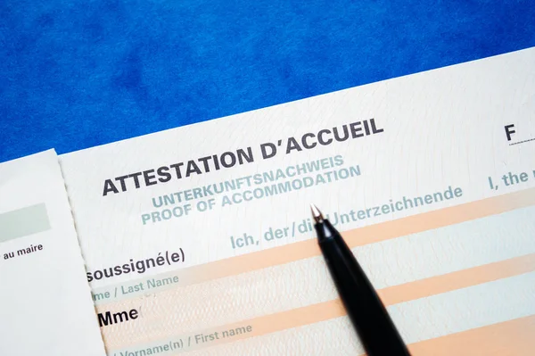 Attestation daccueil Proof of Accommodation unterkunftsnachweis for visitors — Stock Photo, Image