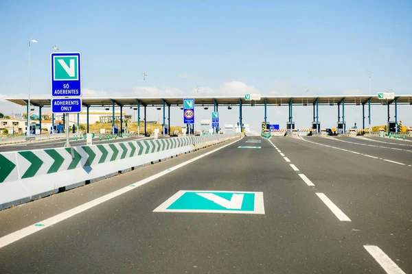 Droga płatna w Lizbonie Portugalia autostrady podróży POV z samochodu — Zdjęcie stockowe