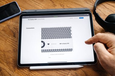 Mointor Pro Display Xdr bağlantısı üzerinde Man okuma