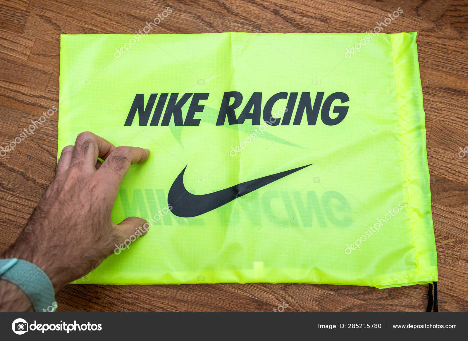 nike racing bag