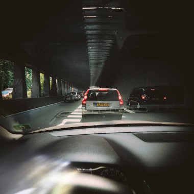 Fransız tünel çevre bulvarı trafik sıkışıklığı sürücü Pov