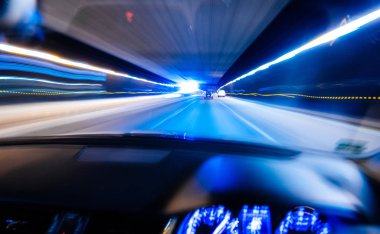 Tünel içinde araç sürüş Sarhoş vizyon