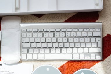 Yeni imac 21,5 kişisel bilgisayar Apple Computers tarafından yapılan
