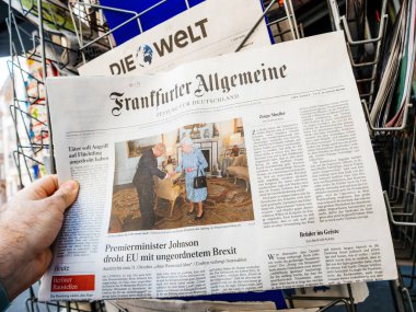 Boris Johnson İngiltere Birleşik Krallık Başbakanı olur