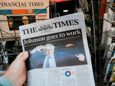 Times Johnson Birleşik Krallık Yeni PM çalışmaya gider
