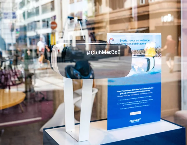Clubmed 360 hashtag a virtuális valóság maszk utazási üdülési iroda — Stock Fotó
