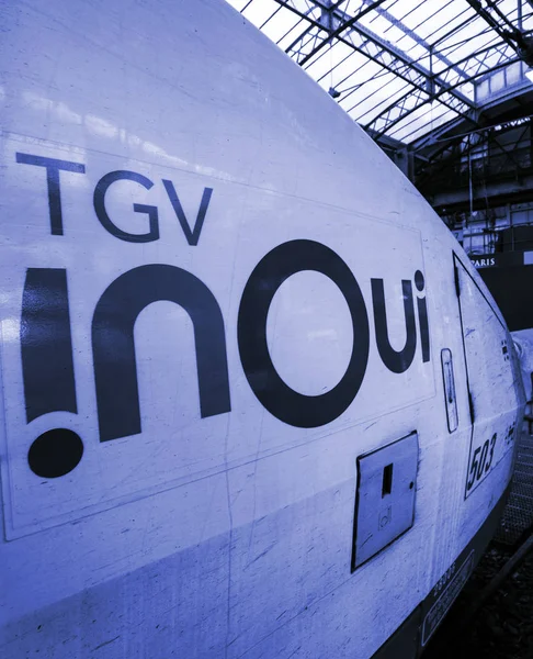 TGV In OUI SNCF treno veloce in Gare de PAris est — Foto Stock
