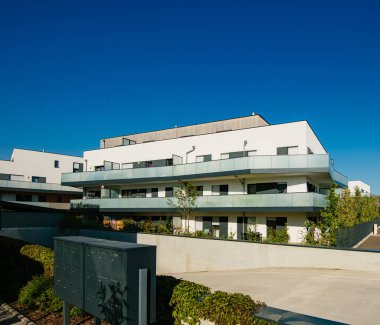 Büyük, modern yeni apartman kompleksi