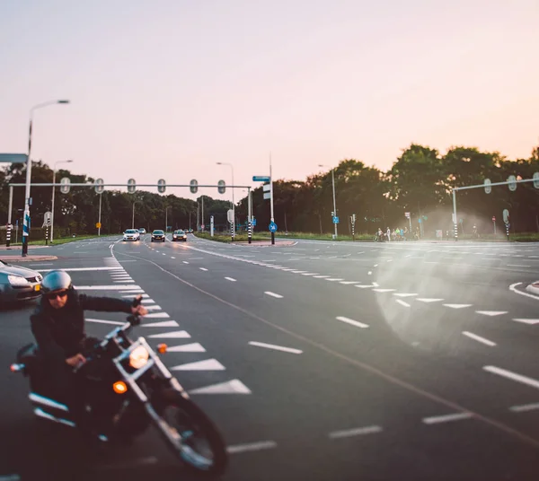 Kleverlaan street with motorcyclist entering the highway — Stock Photo, Image