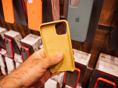 Apple Computers iphone 11, 11 Pro ve Pro Max kılıfları satışa çıkıyor