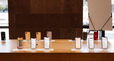 Apple Bilgisayarlar iphone 11, 11 Pro ve Pro Max satışa çıkıyor