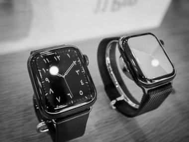 Apple Computers Watch Series 5 Mağaza'da satışa çıkıyor