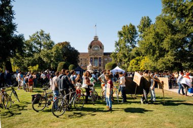 İnsanlar iklim değişikliğine karşı harekete geçtiler
