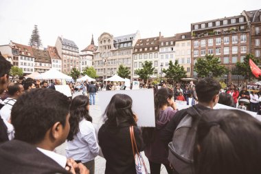 Tamil halkı Kelber Merkezi 'ni işgal etti