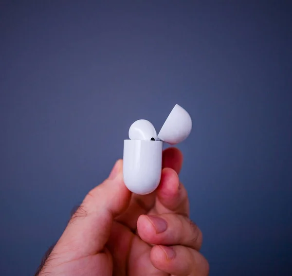 New Apple Computers AirPods Pro headphones — Stock Photo, Image