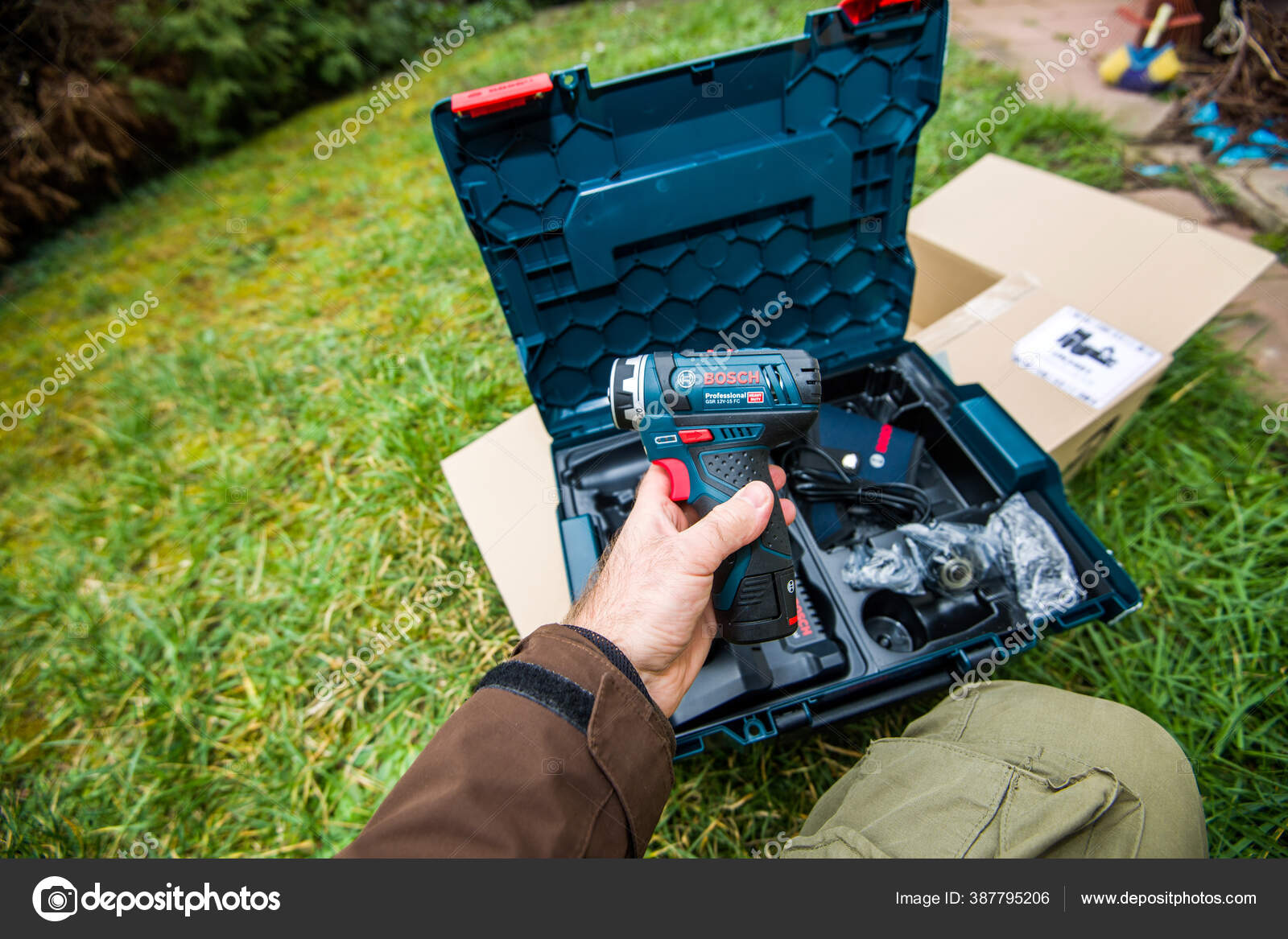 Bosch Professional GSR 12V-15 Unboxing & Review 