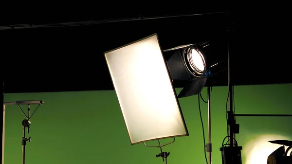 Grande Kit Illuminazione Studio 5000 Watt Con Scatola Morbida Treppiede — Foto Stock