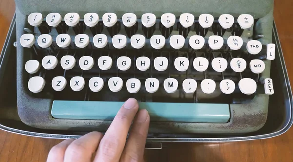 Régi typewriter gép jó állapotban nincs papír, takarmány — Stock Fotó