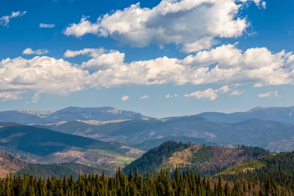 Краєвид Карпатської гірської — стокове фото