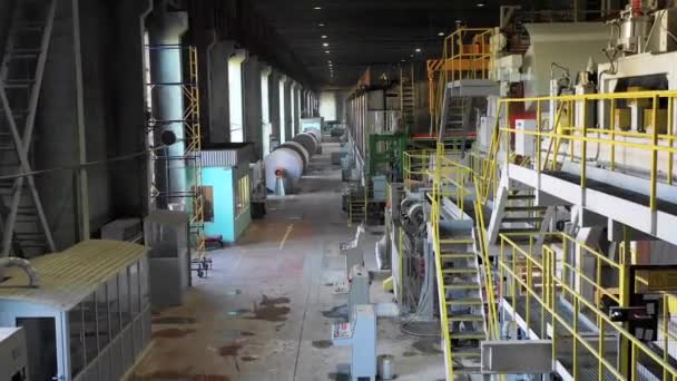 Εργοστάσιο παραγωγής εργαστήρια εξοπλισμός και προϊόντα — Αρχείο Βίντεο