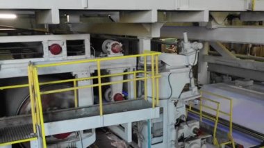 fabrika üretim atölye ekipmanları ve ürünleri