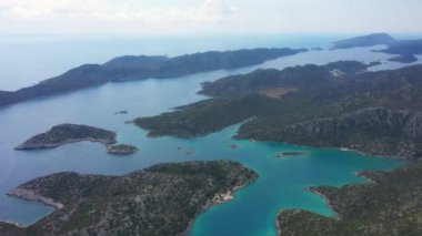 Hava uçuş Türkiye'nin Karadeniz Bölgesi dağ ormanda yukarıda vurdu. Nebiyan Dağı.