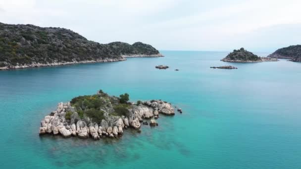 土耳其黑海地区山区森林上空的空中射击飞行。内比扬山. — 图库视频影像