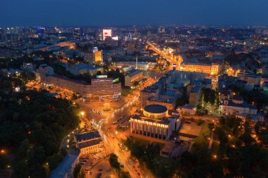 Kiev çatısından Akşam görünümü . Kiev, Ukrayna