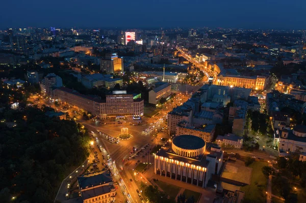 Abendblick vom Dach des Kiews. Kiew, Ukraine — Stockfoto