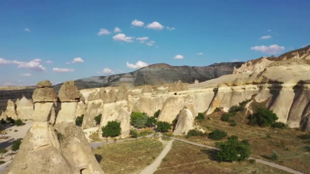 Turquía Capadocia paisaje adecuado, disparando desde el dron — Vídeo de stock