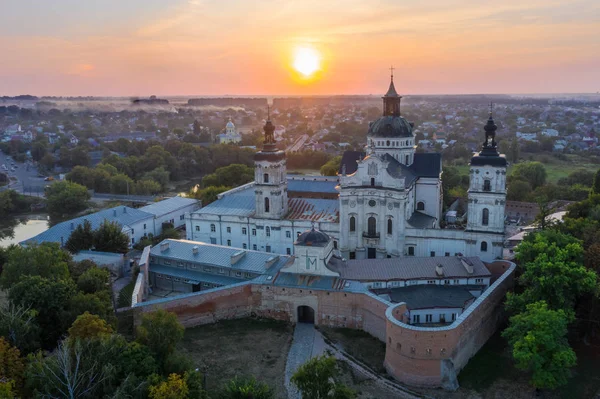 The monastery of barefoot Carmelites in Berdichev. View from above — Stock Photo, Image