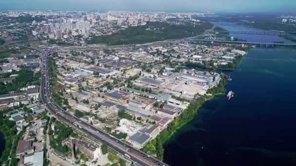 Planta de producción de parque de vista aérea. Zona de fabricación en ciudad industrial . — Vídeo de stock