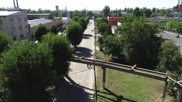 Planta de producción de parque de vista aérea. Zona de fabricación en ciudad industrial . — Vídeo de stock