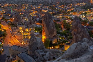Günbatımı Göreme şehirde Kapadokya, Orta Anadolu, Turkey