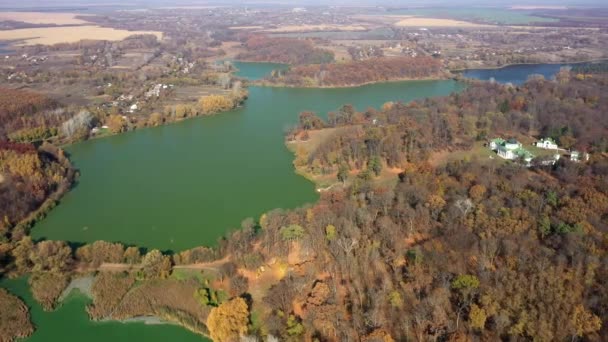 Украина. Качановский дворцово-парковый ансамбль. Nearby возле села Ичнянский район Черниговской области Украины. 4K видео — стоковое видео