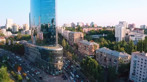 Letecký pohled na město Kyjev. Kyjev, Ukrajina letecký pohled na město. — Stock video