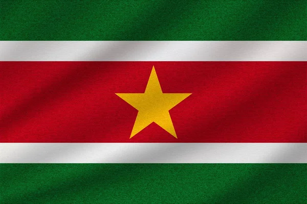 Surinam ulusal bayrak dalgalı pamuk kumaş üzerine. Gerçekçi vektör çizim.