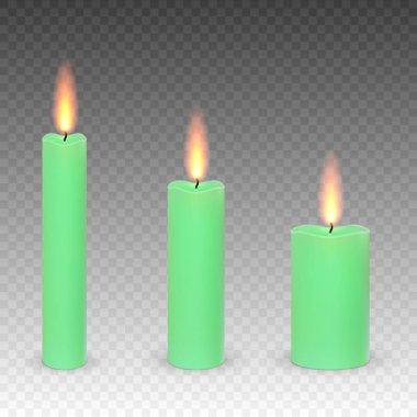saydam bir arka plan üzerinde izole mumlar yanan gerçekçi parafin kümesi.