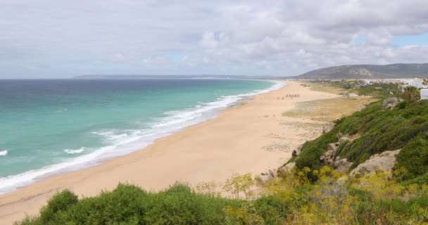 Paisaje Vista Panorámica Paradisíaca Playa Zahara Los Atunes Con Arena — Vídeo de stock