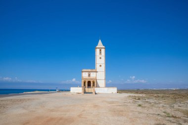 Almadraba de Monteleva (Almeria, Endülüs, İspanya, Avrupa, 1907 yılında inşa edilen kilise Las Salinas, Cabo de Gata, cephe)