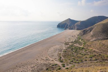 yukarıdan, ölü insan Gata Cape doğal Park (Cabo de Gata İspanyolca), ünlü plaj güzel turistik hedef, Almeria (Carboneras, Endülüs, İspanya, Avrupa)