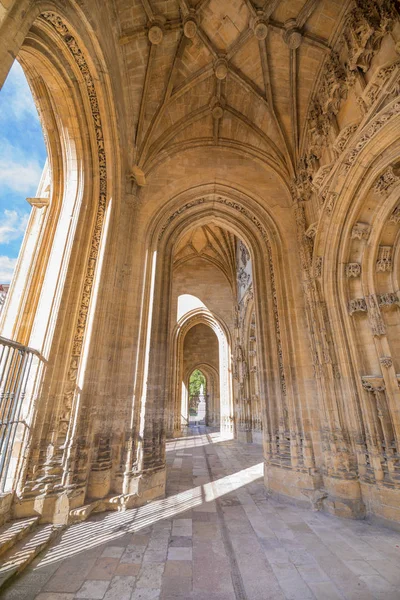 Ancient portico of cathedral in Oviedo city — Stock Photo, Image