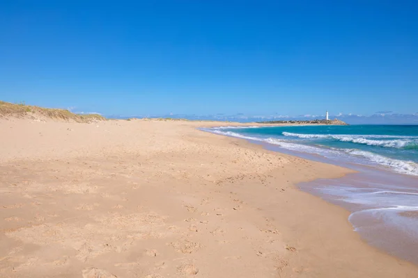 Прекрасні Дикі пляжі Саора і Кала Ізабель в Кадіс — стокове фото